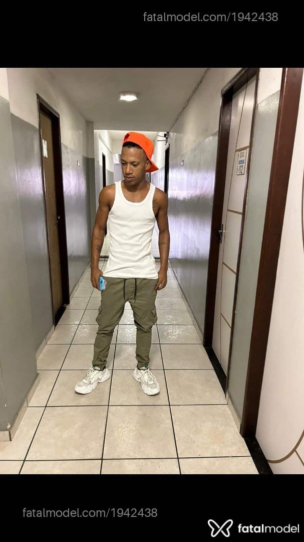 Acompanhante homem morena (o) de olhos pretos em Feira de Santana - Palozinho