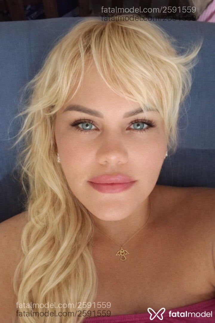 Acompanhante mulher loira (o) de olhos verdes em João Pessoa - Cecília Ferraz