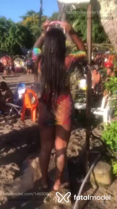Acompanhante mulher com cabelo castanho de olhos castanhos em Santo Antônio de Jesus - Paloma