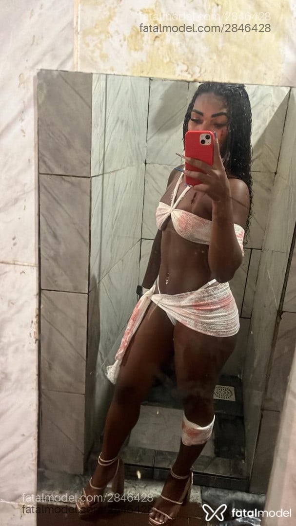 Acompanhante mulher morena (o) de olhos pretos em Belo Horizonte - Maria Flor