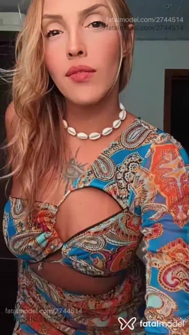 Acompanhante mulher loira (o) de olhos castanhos em Rio de Janeiro - Caroline