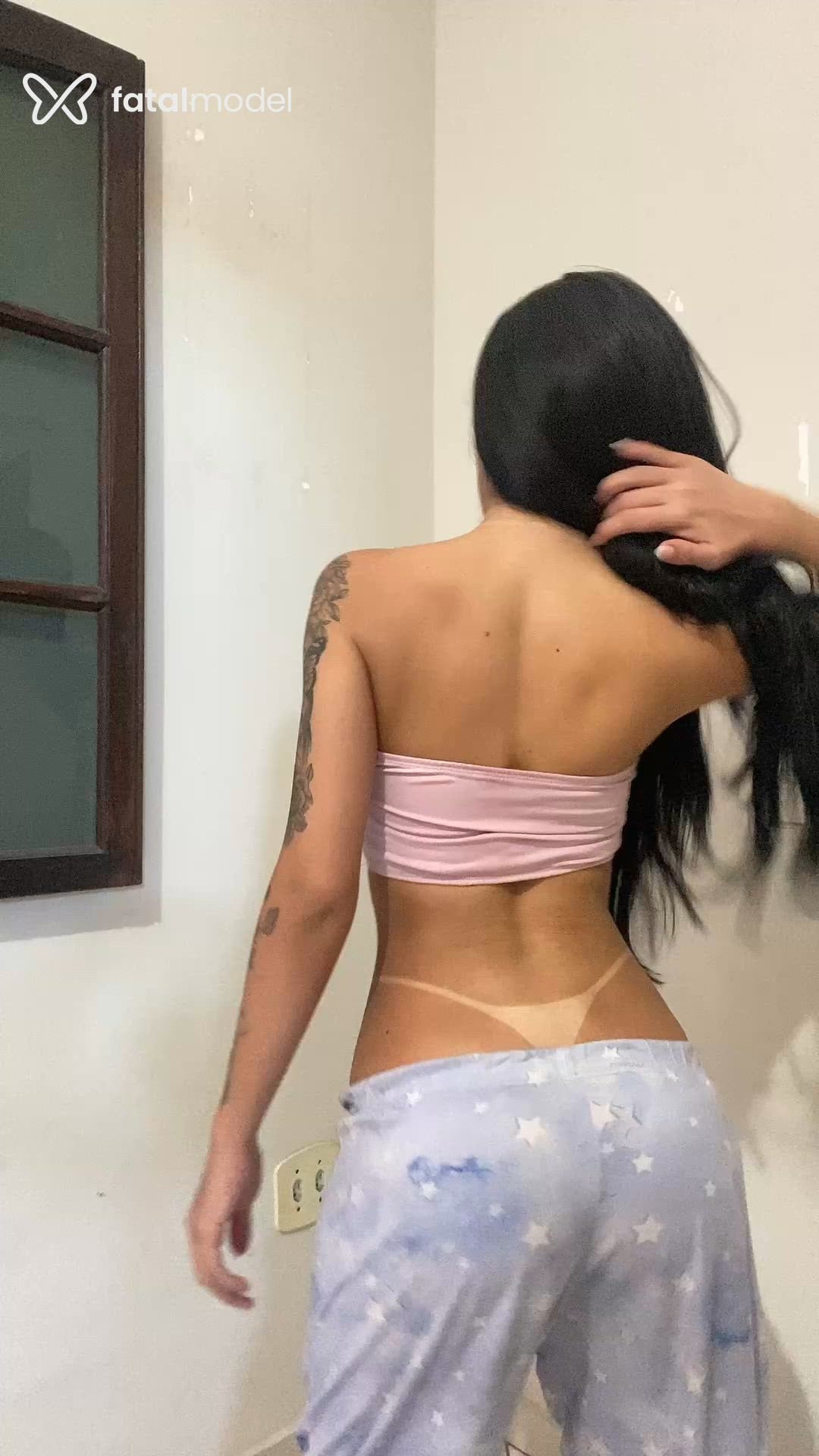 Acompanhante mulher morena (o) de olhos castanhos - Pérola Acompanhante mulher morena (o) de olhos castanhos - Pérola