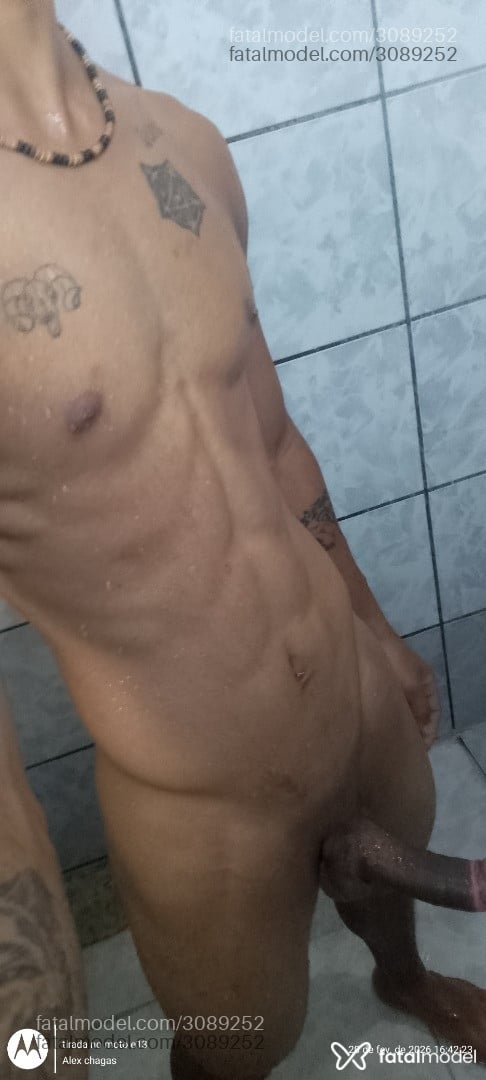 Acompanhante homem morena (o) de olhos pretos - Alex