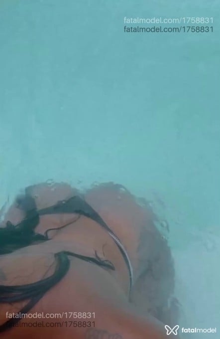 Acompanhante mulher morena (o) de olhos pretos em Guarapari - Julia Medeiros