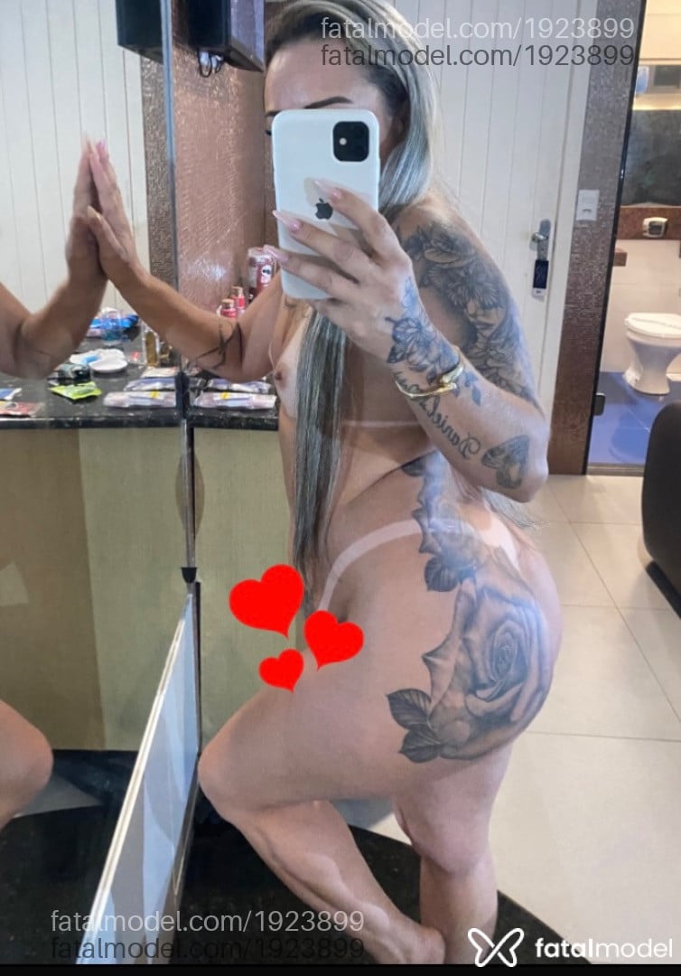 Acompanhante mulher loira (o) de olhos castanhos em Vitória Acompanhante mulher loira (o) de olhos castanhos em Vitória - Eduarda Campos