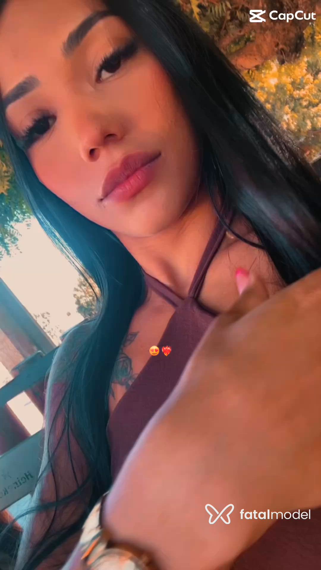 Acompanhante mulher morena (o) de olhos pretos - Milena