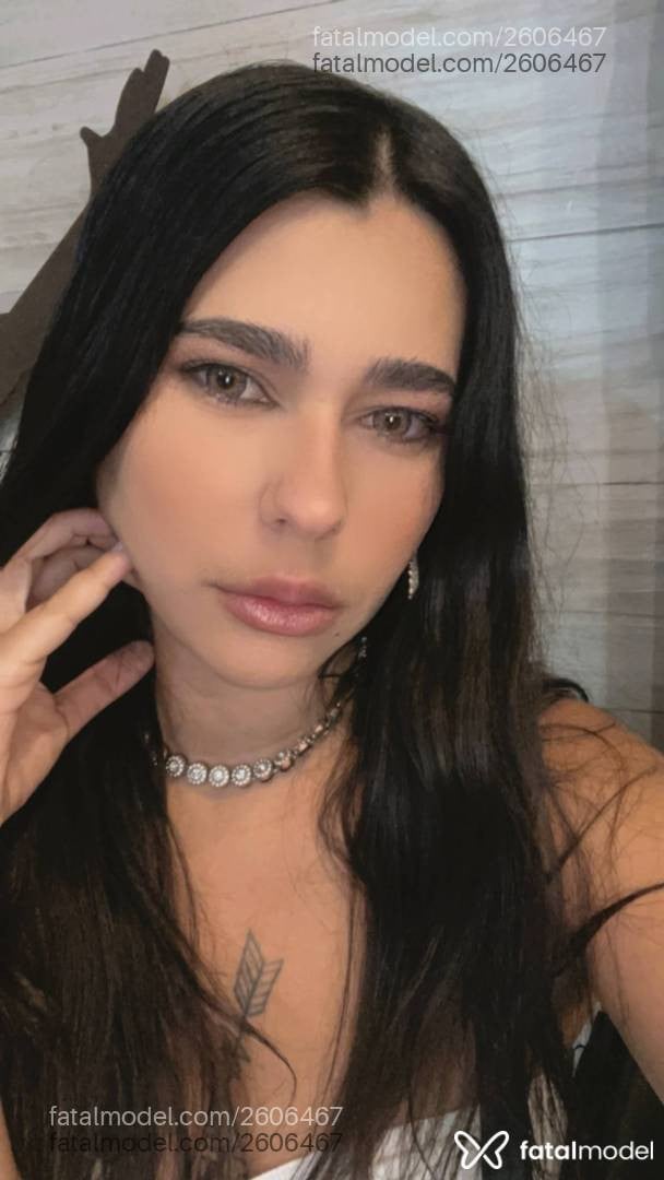 Acompanhante mulher morena (o) de olhos castanhos em Nova Serrana - Lays