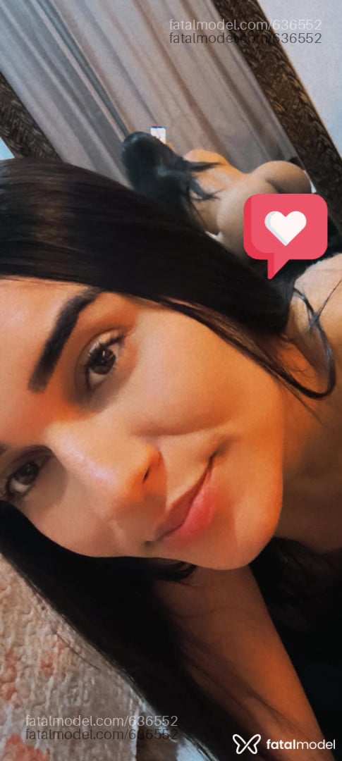 Acompanhante mulher trans morena (o) de olhos castanhos em Birigui - Pollyana