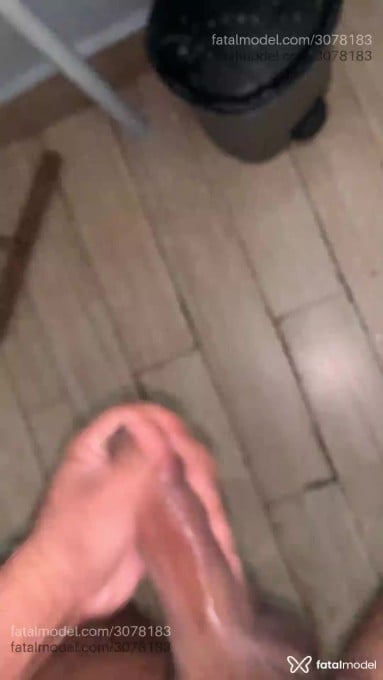 Acompanhante homem morena (o) de olhos castanhos em Patos de Minas - Brayan Caetano