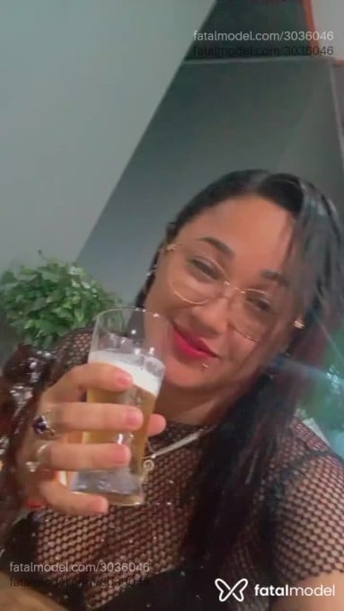 Acompanhante mulher com cabelo castanho de olhos castanhos em Itaituba Acompanhante mulher com cabelo castanho de olhos castanhos em Itaituba - Angel