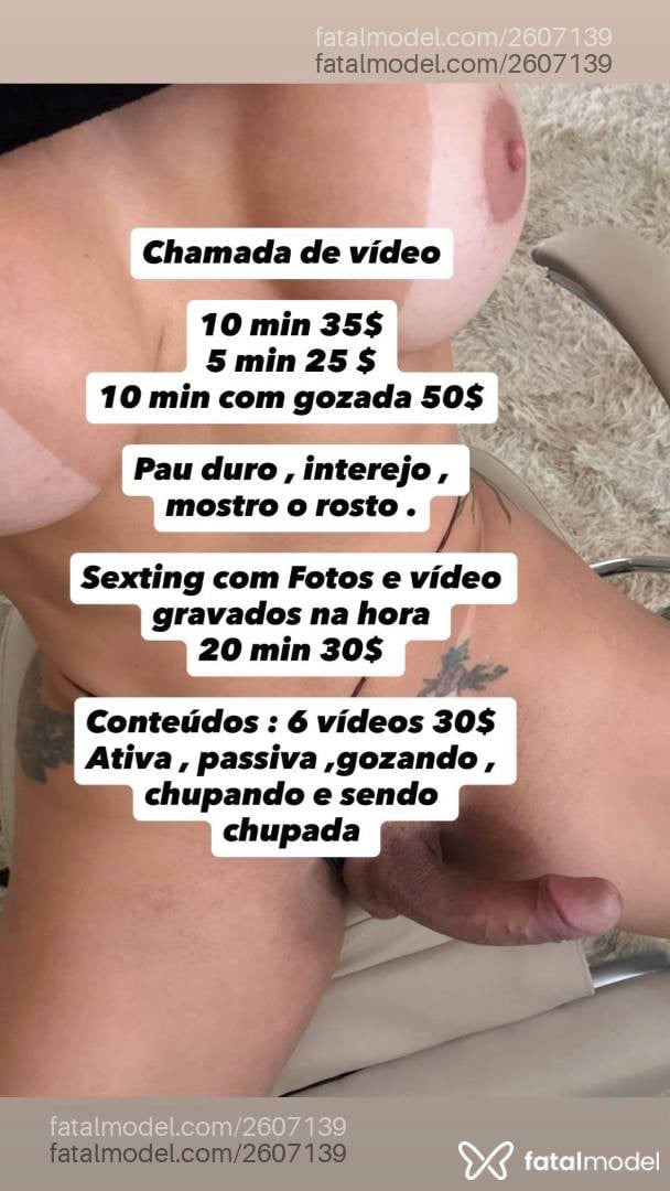 Acompanhante mulher trans com cabelo castanho de olhos verdes - Lauren Martins