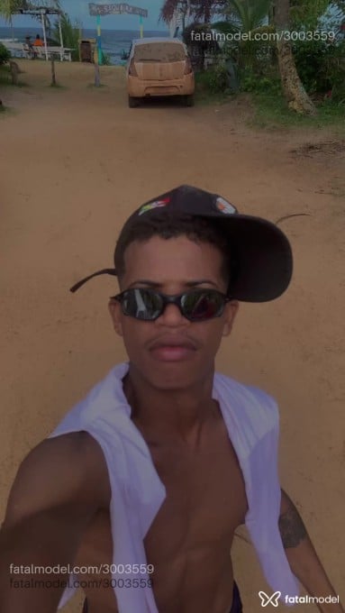 Acompanhante homem morena (o) de olhos castanhos em Jequié Acompanhante homem morena (o) de olhos castanhos em Jequié - Duartek