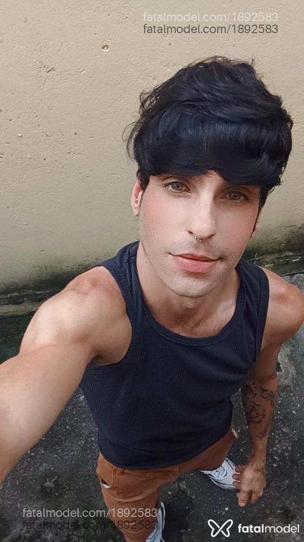 Acompanhante homem morena (o) de olhos verdes - Gustavinho Acompanhante homem morena (o) de olhos verdes - Gustavinho