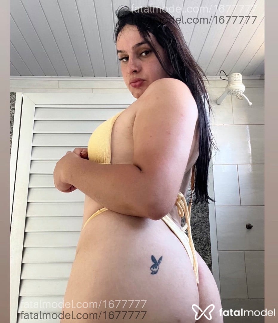 Acompanhante mulher trans morena (o) de olhos castanhos em Cianorte Acompanhante mulher trans morena (o) de olhos castanhos em Cianorte - Alice