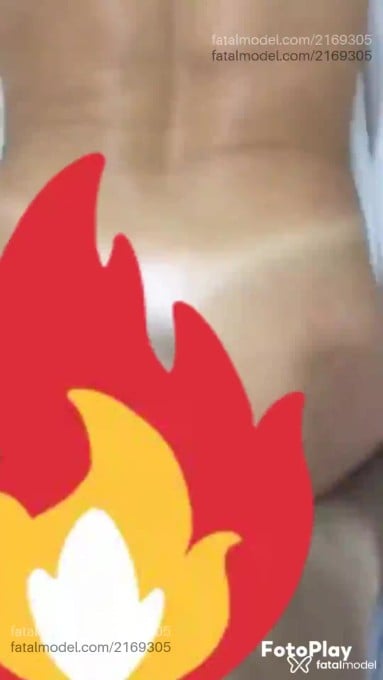 Acompanhante homem morena (o) de olhos castanhos - Breno Souza Acompanhante homem morena (o) de olhos castanhos - Breno Souza