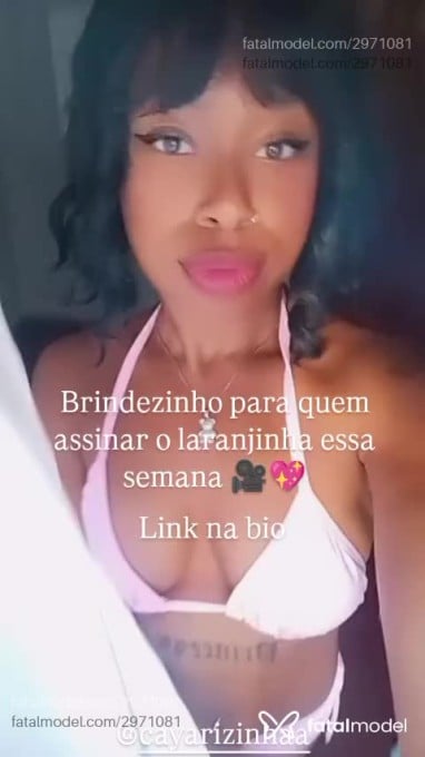 Acompanhante mulher com cabelo castanho de olhos pretos em Porto Alegre - Cayari