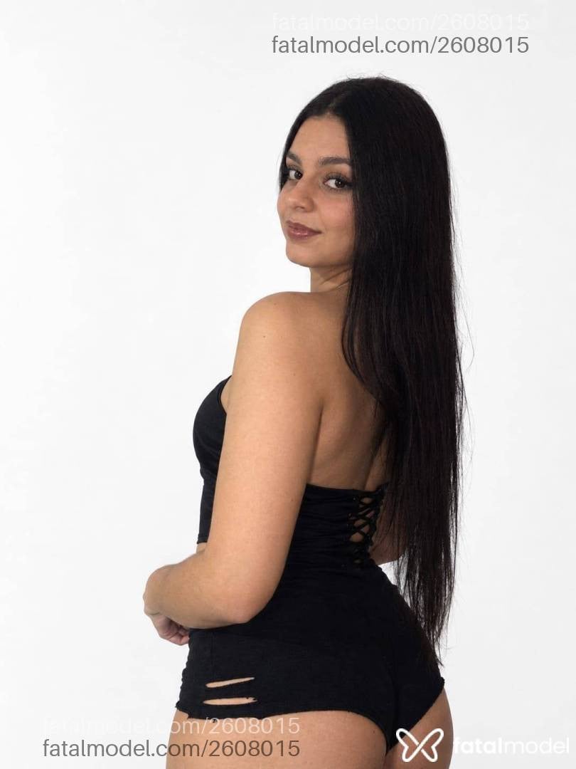 Acompanhante mulher morena (o) de olhos castanhos - Jordana Maya