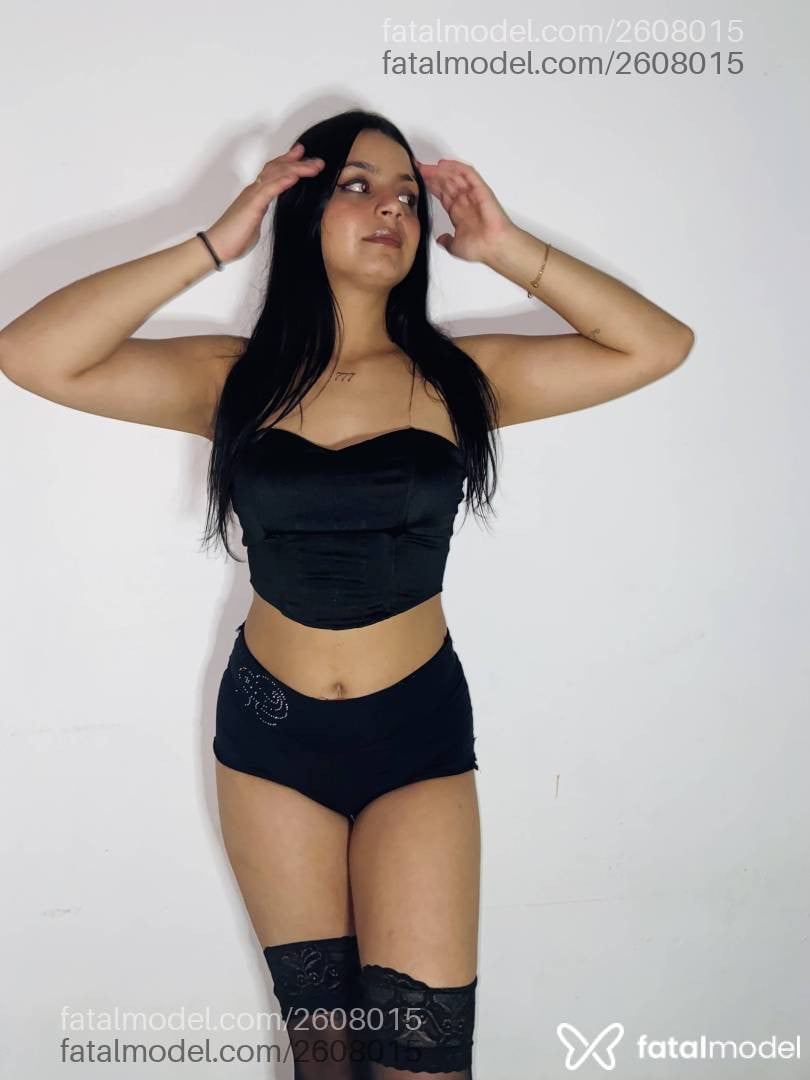 Acompanhante mulher morena (o) de olhos castanhos - Jordana Maya