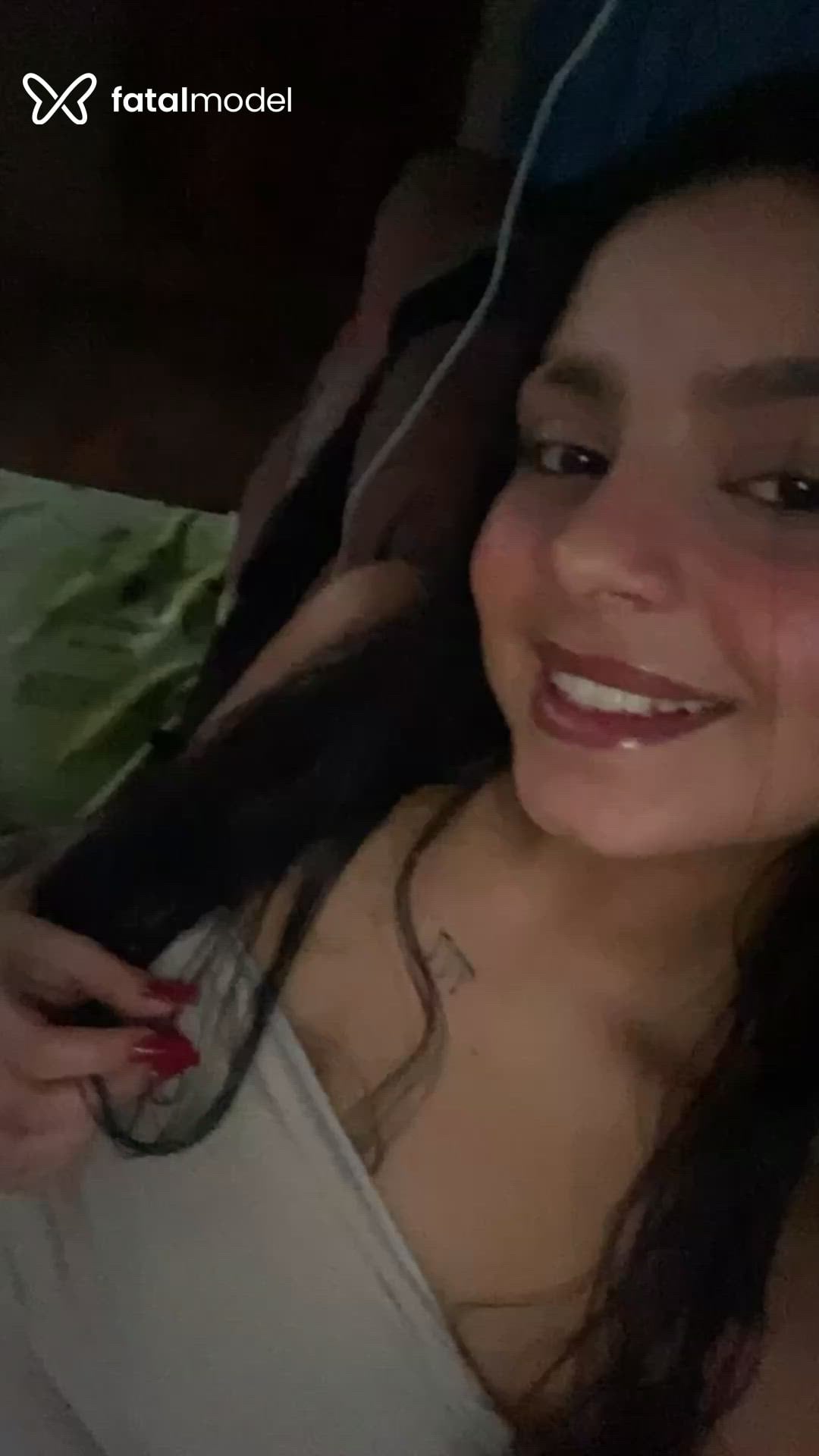 Acompanhante mulher morena (o) de olhos castanhos - Jordana Maya