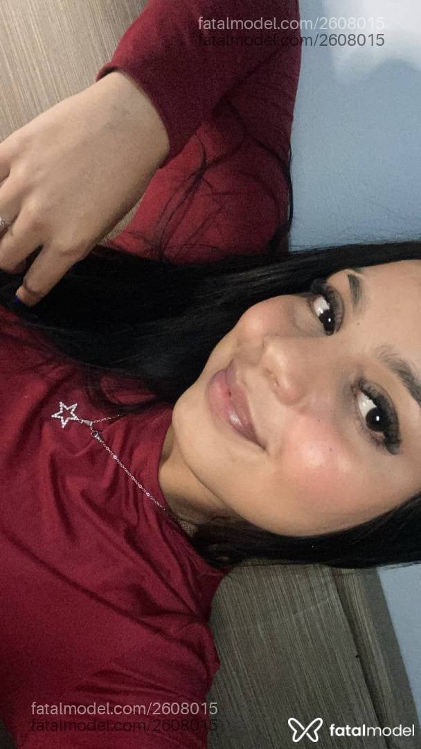 Acompanhante mulher morena (o) de olhos castanhos - Jordana Maya