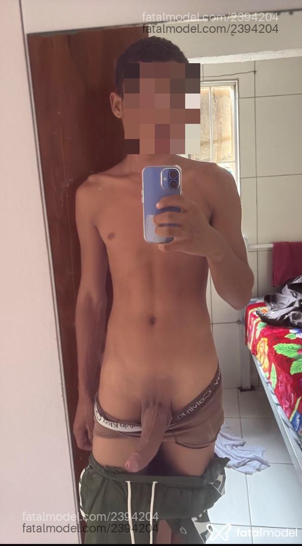 Acompanhante homem morena (o) de olhos castanhos em Salvador - Arthur
