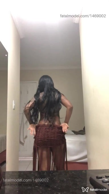 Acompanhante mulher com cabelo castanho de olhos castanhos em Santo Antônio de Jesus - Paloma