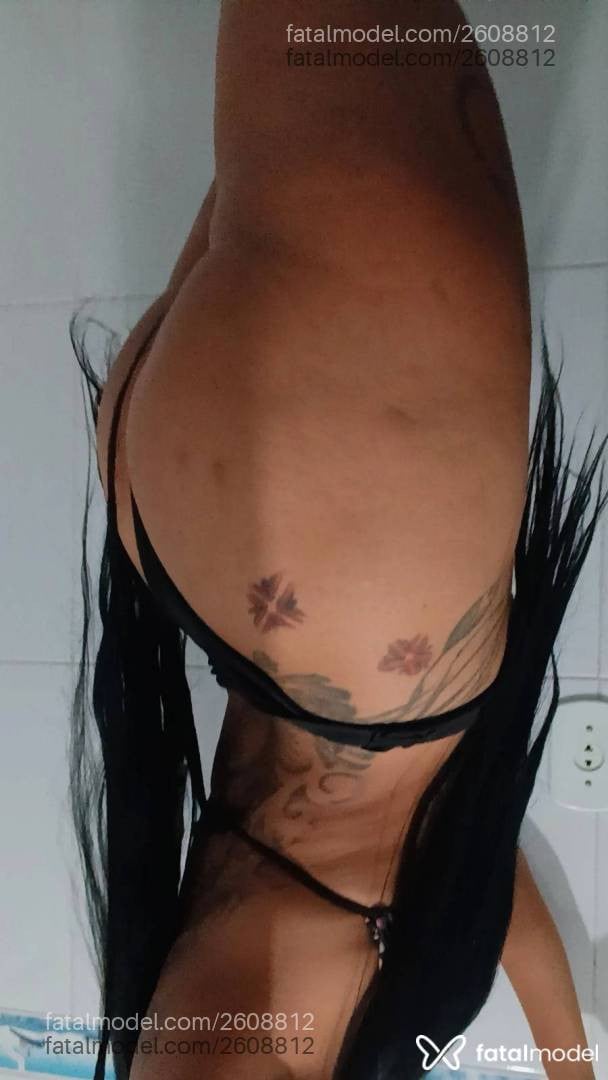 Acompanhante mulher morena (o) de olhos castanhos - Luara
