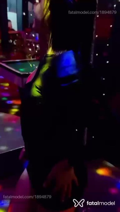 Acompanhante mulher trans com cabelo castanho de olhos castanhos em Pontes e Lacerda - PATRINY