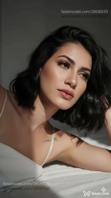 Acompanhante mulher morena (o) de olhos castanhos em Dourados - Melissa