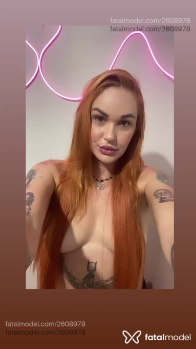 Acompanhante mulher ruiva (o) de olhos mel em São José dos Campos - Brenda