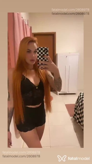 Acompanhante mulher ruiva (o) de olhos mel - Brenda