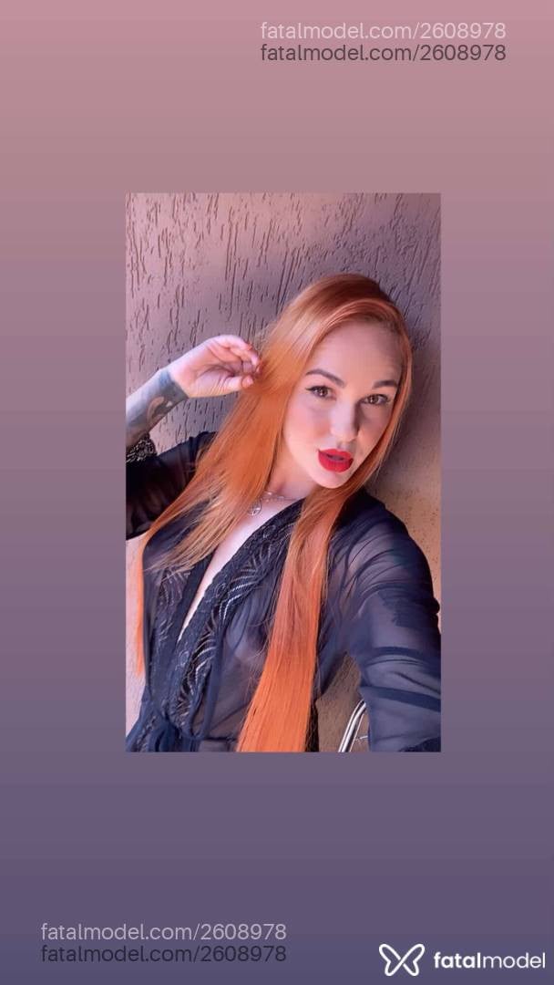 Acompanhante mulher ruiva (o) de olhos mel - Brenda