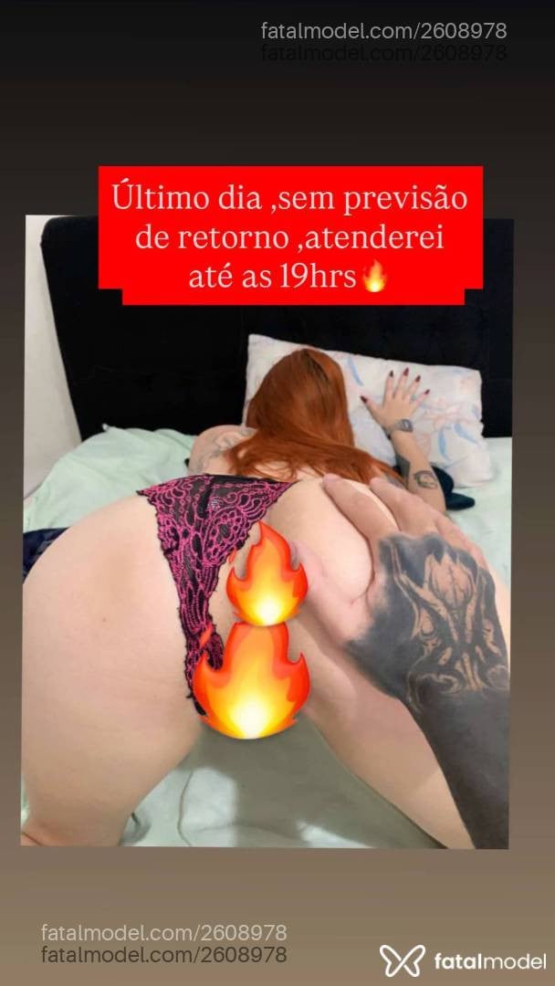 Acompanhante mulher ruiva (o) de olhos mel - Brenda