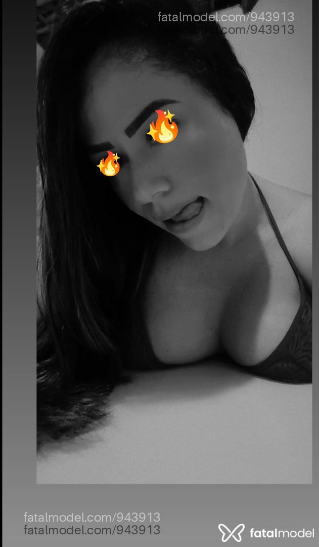 Acompanhante mulher morena (o) de olhos castanhos em Acopiara Acompanhante mulher morena (o) de olhos castanhos em Acopiara - Mirela