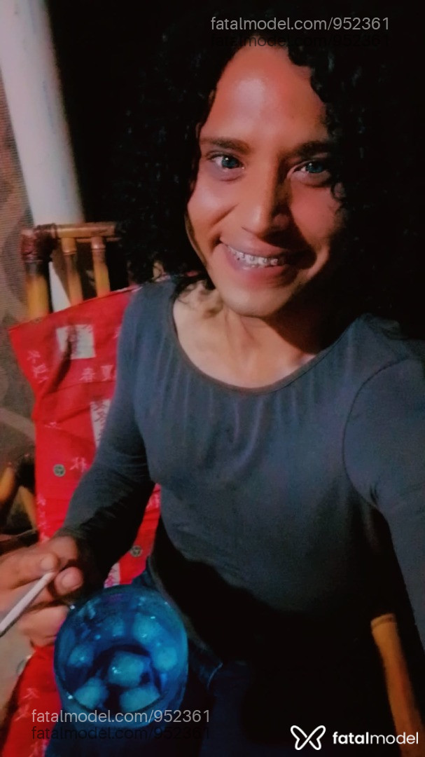 Acompanhante mulher trans ruiva (o) de olhos castanhos em Serafina Corrêa Acompanhante mulher trans ruiva (o) de olhos castanhos em Serafina Corrêa - Crys Rosa
