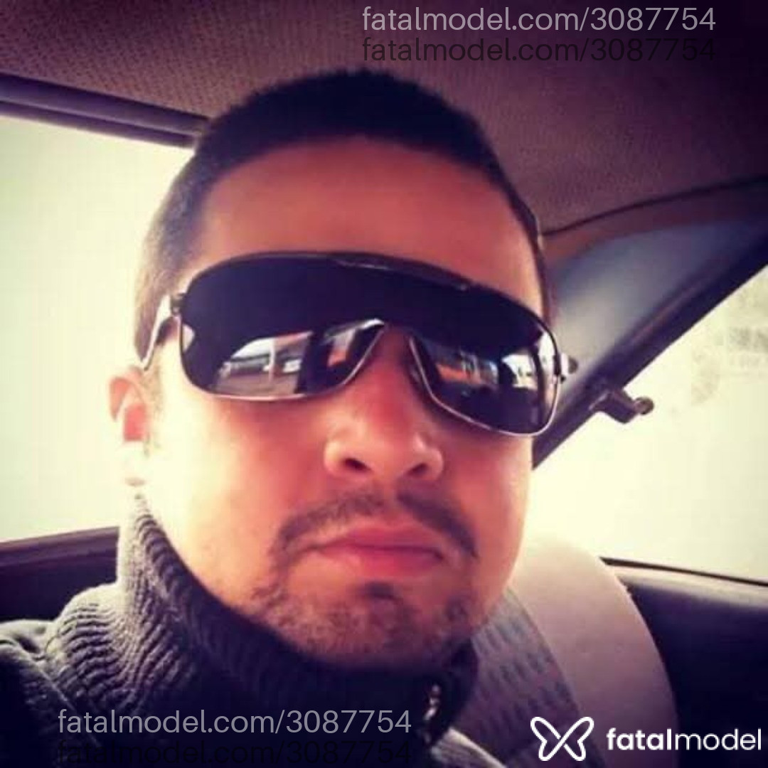 Acompanhante homem morena (o) de olhos castanhos - Félix Acompanhante homem morena (o) de olhos castanhos - Félix