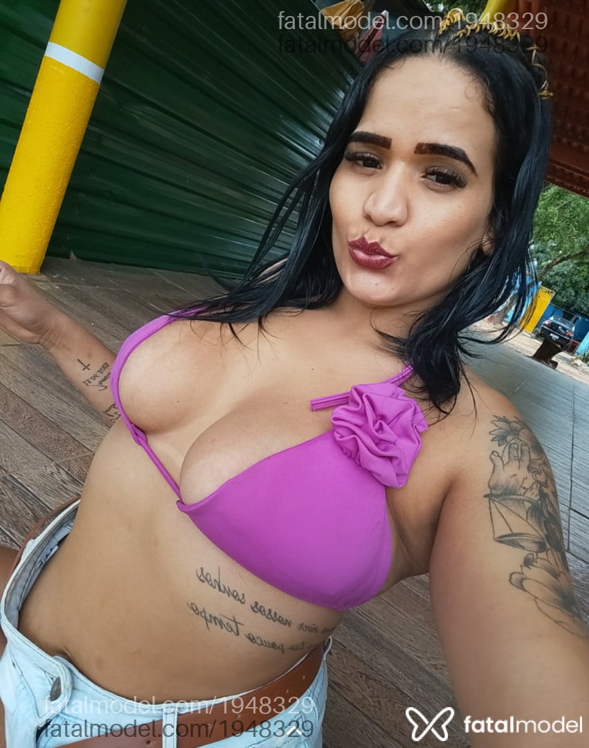 Acompanhante mulher morena (o) de olhos pretos em Barreiras Acompanhante mulher morena (o) de olhos pretos em Barreiras - Dudah mello