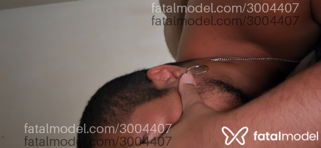 Acompanhante homem com cabelo castanho de olhos castanhos em Rio de Janeiro - Chubby