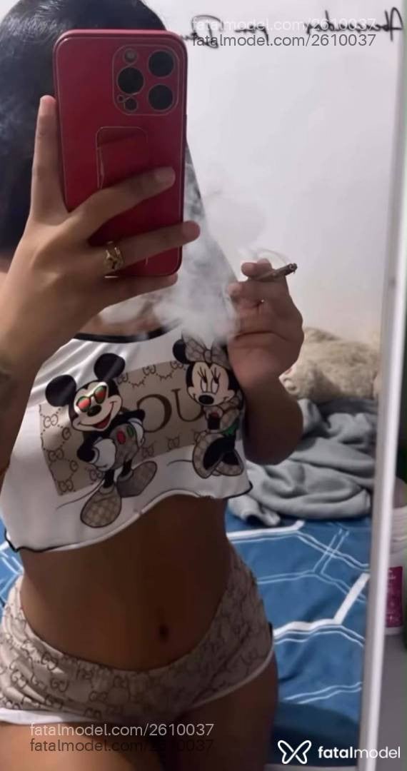 Acompanhante mulher com cabelo castanho de olhos castanhos em Balneário Camboriú - Manu