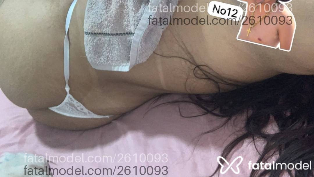 Acompanhante mulher morena (o) de olhos pretos - Priscila Acompanhante mulher morena (o) de olhos pretos - Priscila