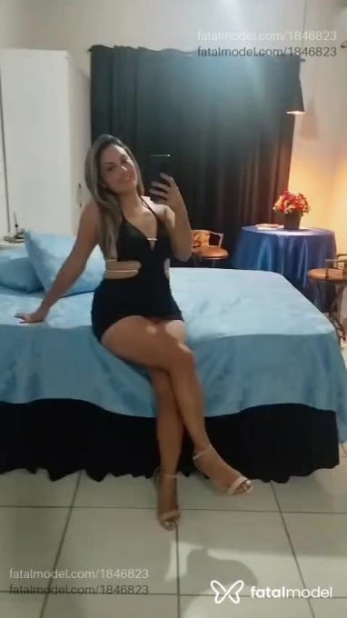 Acompanhante mulher loira (o) de olhos castanhos em Rondonópolis - Thais Escorpião
