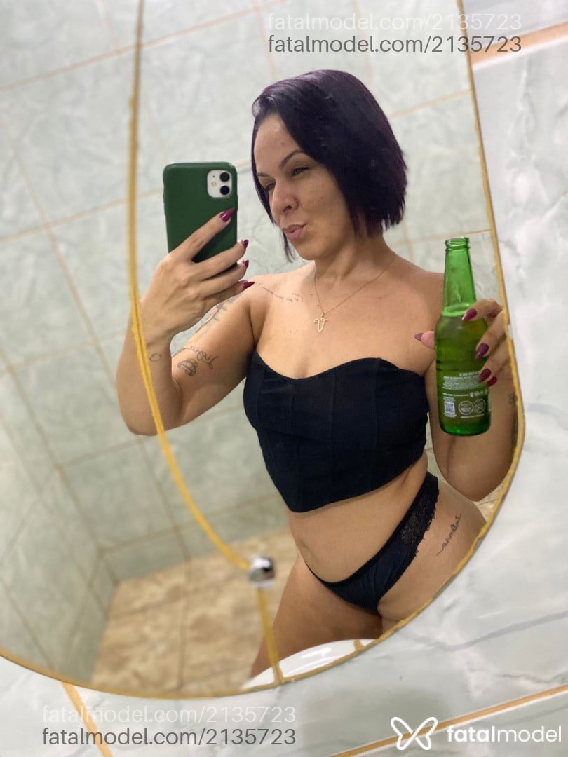 Acompanhante mulher loira (o) de olhos castanhos em Picuí Acompanhante mulher loira (o) de olhos castanhos em Picuí - Mulhergato