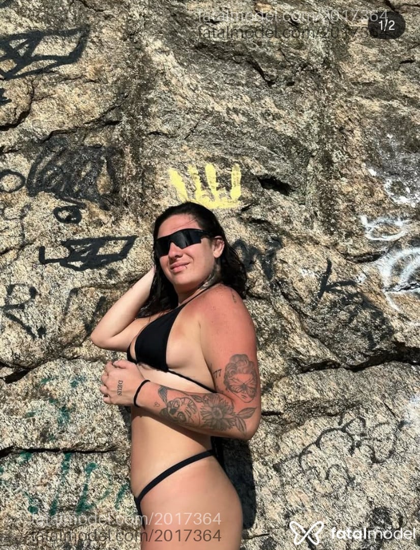 Acompanhante mulher morena (o) de olhos castanhos em Rio de Janeiro - Carol
