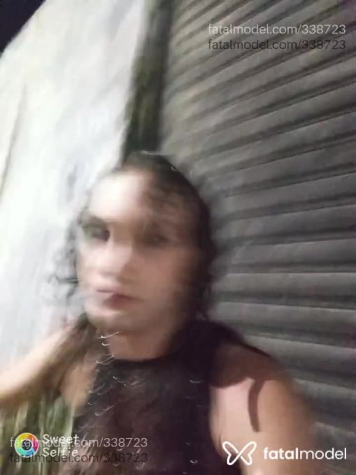Acompanhante travesti com cabelo castanho de olhos castanhos em Curvelo Acompanhante travesti com cabelo castanho de olhos castanhos em Curvelo - Valesca