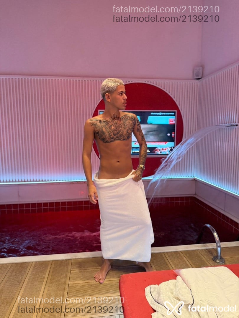 Acompanhante homem morena (o) de olhos castanhos - Hugo Beltran