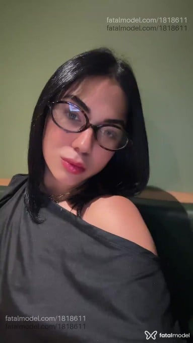 Acompanhante mulher morena (o) de olhos castanhos em Brasília - Maia Araújo