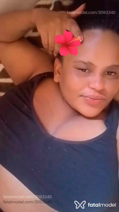 Acompanhante mulher morena (o) de olhos pretos em Diadema - Ester