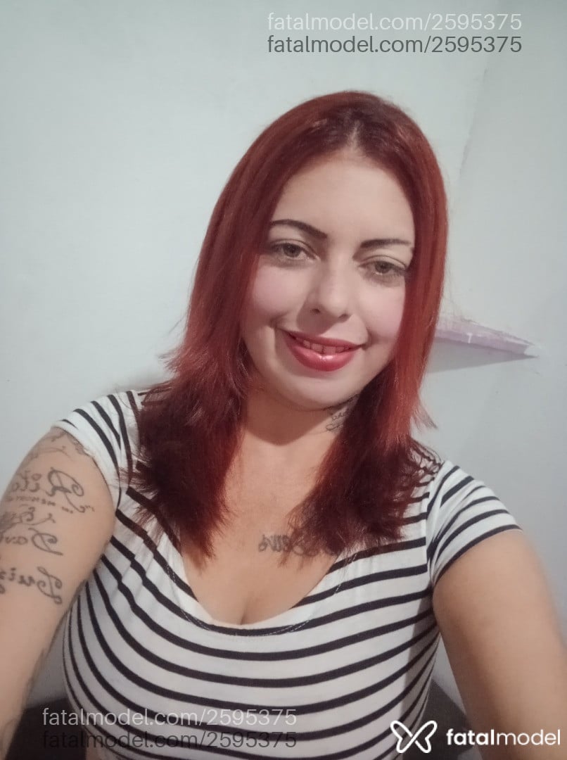Acompanhante mulher loira (o) de olhos verdes em Uberlândia - Dressa