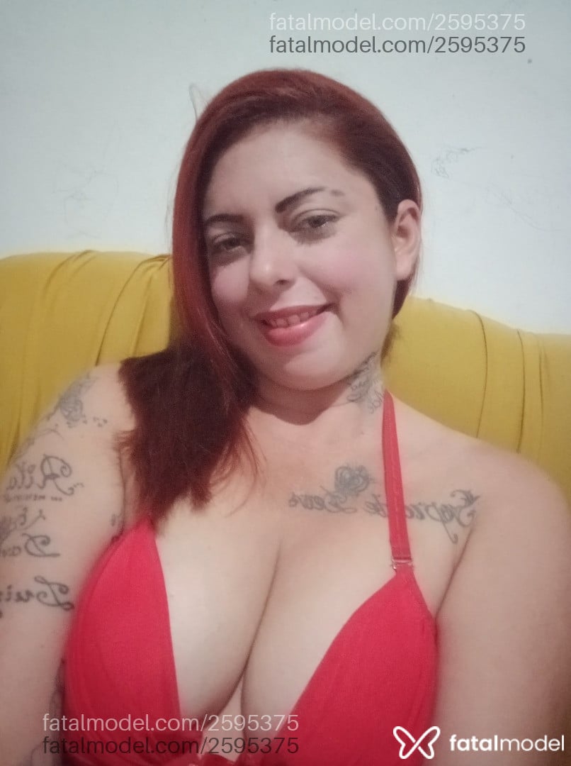 Acompanhante mulher loira (o) de olhos verdes em Uberlândia - Dressa