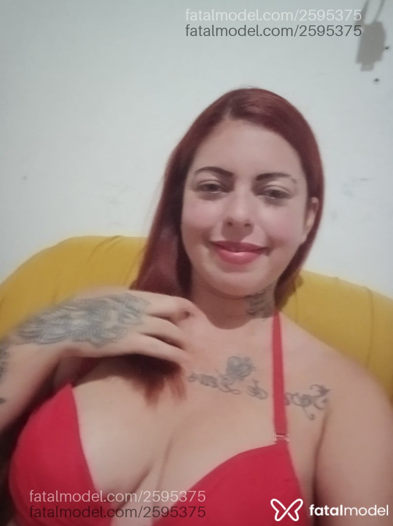 Acompanhante mulher loira (o) de olhos verdes em Uberlândia - Dressa